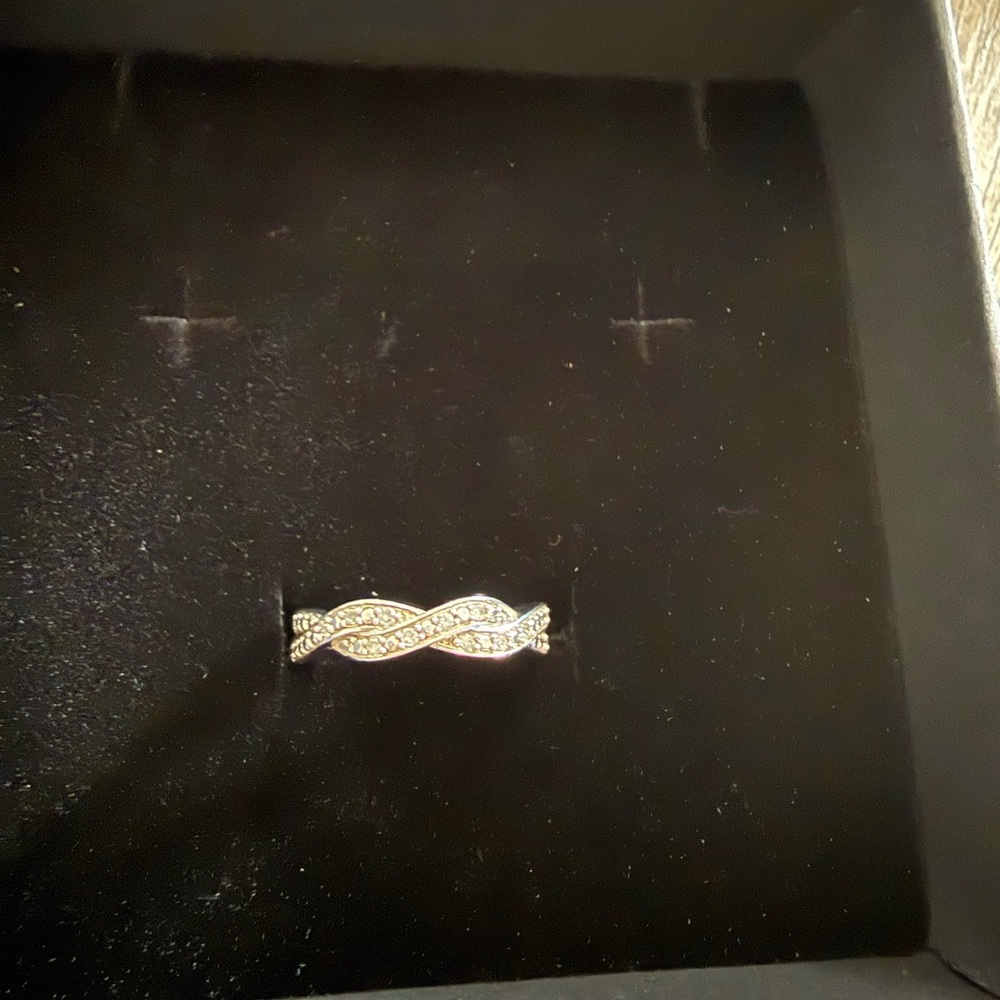 Sterling Silver Twisted Wedding Band Size 5.5 NWOT